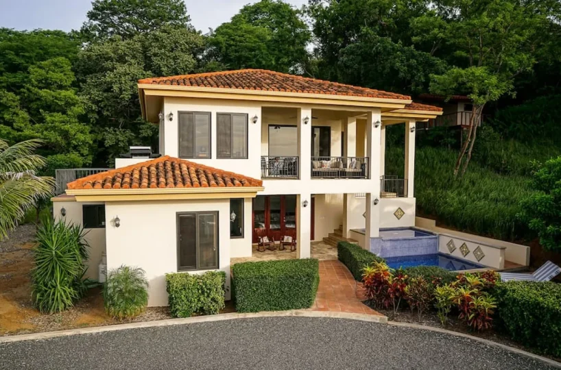 Casa Alegre – Luxury Villa for Rent in Rancho Santana Nicaragua