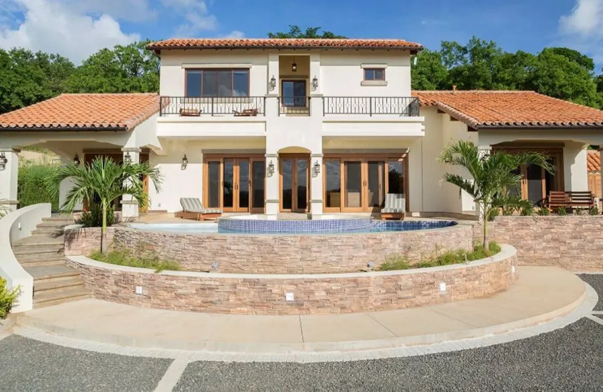 Casa-Flying-Pigs-–-Ocean-View-Home-in-Rancho-Santana