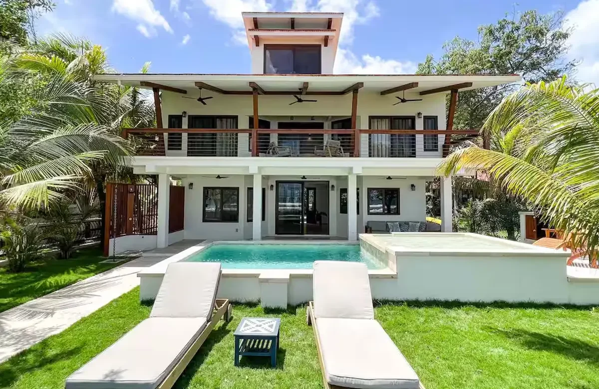 Oceanfront-House-in-Playa-Guasacate-Casa-Carolina